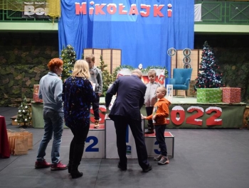 Mikołajkowe Zawody Pływackie i spotkanie ze Świętym Mikołajem 03.12.2022 r. - zdjęcie115