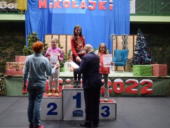 Mikołajkowe Zawody Pływackie i spotkanie ze Świętym Mikołajem 03.12.2022 r. - zdjęcie122