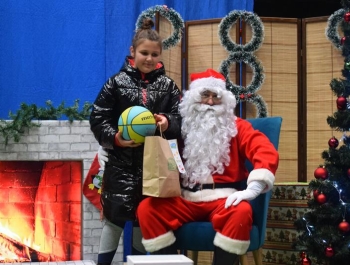 Mikołajkowe Zawody Pływackie i spotkanie ze Świętym Mikołajem 03.12.2022 r. - zdjęcie151