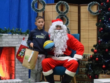 Mikołajkowe Zawody Pływackie i spotkanie ze Świętym Mikołajem 03.12.2022 r. - zdjęcie176