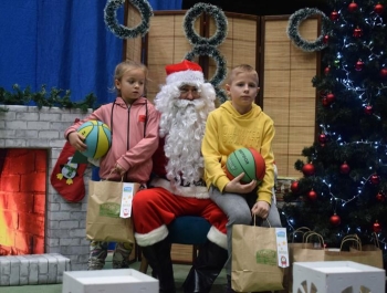 Mikołajkowe Zawody Pływackie i spotkanie ze Świętym Mikołajem 03.12.2022 r. - zdjęcie179