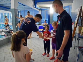 Relacja z Rodzinnych Sztafet Pływackich - zdjęcie16