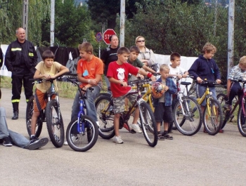 FESTYN SPORTOWO – REKREACYJNY DLA DZIECI „WAKACJE NA SPORTOWO i WESOŁO” - zdjęcie10
