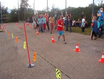 FESTYN SPORTOWO – REKREACYJNY DLA DZIECI „WAKACJE NA SPORTOWO i WESOŁO” - zdjęcie20