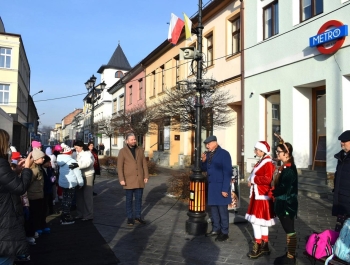 Lodowisko na żywieckim rynku już działa! - zdjęcie36