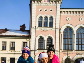 Lodowisko na żywieckim rynku już działa! - zdjęcie13
