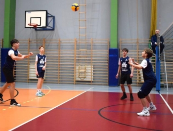 Eliminacje Miejskie do Powiatowych Rozgrywek Chłopców w Piłce Siatkowej styczeń 2026 - zdjęcie4