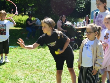 FESTYN NA OSIEDLU MŁODYCH 8.07.2026 – BYŁO RADOŚNIE, SPORTOWO I Z UŚMIECHEM! - zdjęcie18