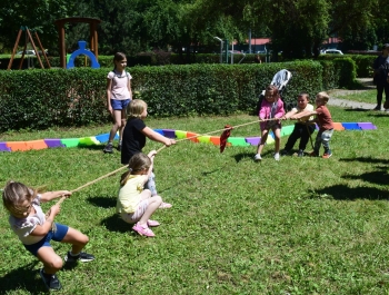 FESTYN NA OSIEDLU MŁODYCH 8.07.2026 – BYŁO RADOŚNIE, SPORTOWO I Z UŚMIECHEM! - zdjęcie19