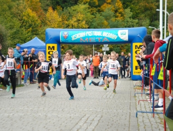 Wyniki 36. Jesiennego Festiwalu Biegowego. - zdjęcie11