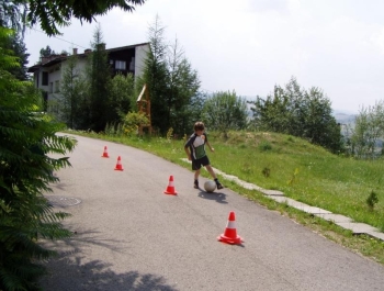FESTYN SPORTOWO – REKREACYJNY DLA DZIECI „WAKACJE NA SPORTOWO i WESOŁO” - zdjęcie6