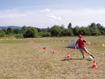 FESTYN SPORTOWO – REKREACYJNY DLA DZIECI „WAKACJE NA SPORTOWO i WESOŁO” - zdjęcie4
