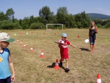 FESTYN SPORTOWO – REKREACYJNY DLA DZIECI „WAKACJE NA SPORTOWO i WESOŁO” - zdjęcie3