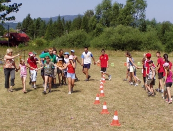 FESTYN SPORTOWO – REKREACYJNY DLA DZIECI „WAKACJE NA SPORTOWO i WESOŁO” - zdjęcie7