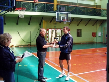 OFICJALNE WYNIKI VIII JESIENNEGO TURNIEJU DZIKICH DRUŻYN W PIŁCE SIATKOWEJ O PUCHAR BURMISTRZA MIASTA ŻYWCA- 02.09.2007 ROK - zdjęcie7