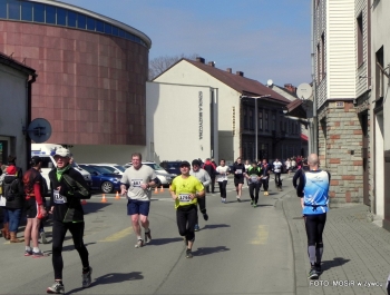 XVI PÓŁMARATON - PÓŁOFICJALNIE. FOTOGALERIA ŻYWIEC 29.III.2015 - zdjęcie43