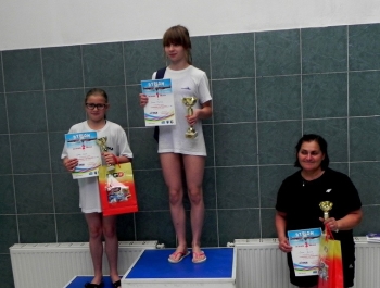 PŁYWACKA LIGA SZKOLNA 2014/2015 W ŻYWCU ZAKOŃCZONA OGROMNYM SUKCESEM! - zdjęcie41