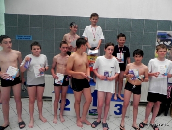 PŁYWACKA LIGA SZKOLNA 2014/2015 W ŻYWCU ZAKOŃCZONA OGROMNYM SUKCESEM! - zdjęcie44