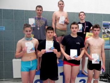 PŁYWACKA LIGA SZKOLNA 2014/2015 W ŻYWCU ZAKOŃCZONA OGROMNYM SUKCESEM! - zdjęcie50