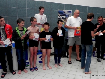PŁYWACKA LIGA SZKOLNA 2014/2015 W ŻYWCU ZAKOŃCZONA OGROMNYM SUKCESEM! - zdjęcie55
