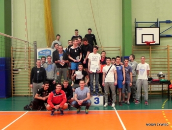 TURNIEJ DZIKICH DRUŻYN - RYWALIZACJA ROZSTRZYGNIĘTA: VOLLEY MASTER'S ZWYCIĘZCĄ W 2015! - zdjęcie1