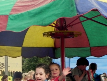 FESTYN Z OKAZJI DNIA DZIECKA  - FOTOREPORTAŻ - zdjęcie1