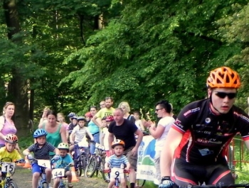 WIOSENNY WYŚCIG ROWEROWY MTB  - WYNIKI I FOTOREPORTAŻ - zdjęcie83