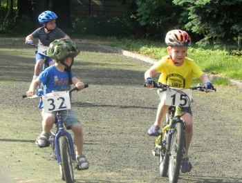 WIOSENNY WYŚCIG ROWEROWY MTB  - WYNIKI I FOTOREPORTAŻ - zdjęcie80