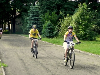 WIOSENNY WYŚCIG ROWEROWY MTB  - WYNIKI I FOTOREPORTAŻ - zdjęcie52