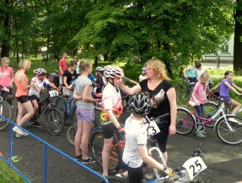 WIOSENNY WYŚCIG ROWEROWY MTB  - WYNIKI I FOTOREPORTAŻ - zdjęcie17