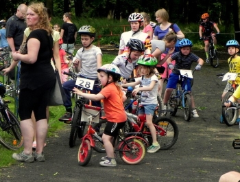 WIOSENNY WYŚCIG ROWEROWY MTB  - WYNIKI I FOTOREPORTAŻ - zdjęcie15