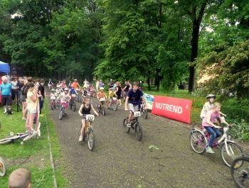 WIOSENNY WYŚCIG ROWEROWY MTB  - WYNIKI I FOTOREPORTAŻ - zdjęcie10