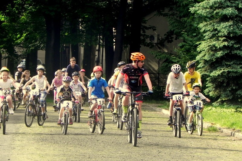 WIOSENNY WYŚCIG ROWEROWY MTB  - WYNIKI I FOTOREPORTAŻ