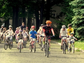WIOSENNY WYŚCIG ROWEROWY MTB  - WYNIKI I FOTOREPORTAŻ - zdjęcie7