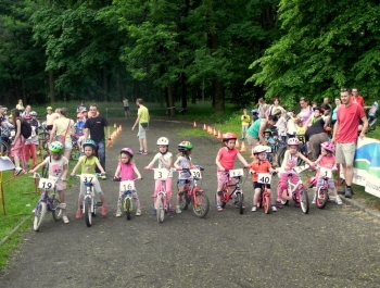 WIOSENNY WYŚCIG ROWEROWY MTB  - WYNIKI I FOTOREPORTAŻ - zdjęcie1