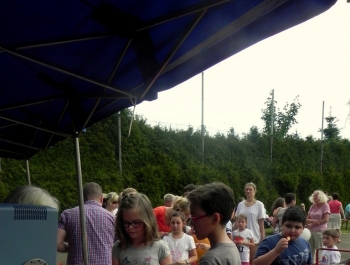 27.06 ODBYŁ SIĘ FESTYN Z RODZNIKĄ - zdjęcie15