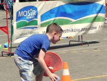 1 LIPCA ODBYŁ SIĘ FESTYN DLA DZIECI NA OSIEDLU PARKOWYM - zdjęcie3