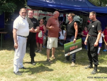Fotorelacja - PIKNIK RODZINNY nad LEŚNIANKĄ W ZABŁOCIU - zdjęcie36