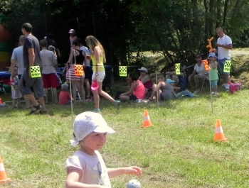 Fotorelacja - PIKNIK RODZINNY nad LEŚNIANKĄ W ZABŁOCIU - zdjęcie34