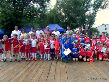 Fotorelacja - PIKNIK RODZINNY nad LEŚNIANKĄ W ZABŁOCIU - zdjęcie11