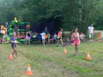 Fotorelacja - PIKNIK RODZINNY nad LEŚNIANKĄ W ZABŁOCIU - zdjęcie7