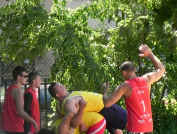 LIPCOWA SOBOTA W ŻYWCU. W ROLI GŁOWNEJ: PIŁKA PLAŻOWA - zdjęcie40