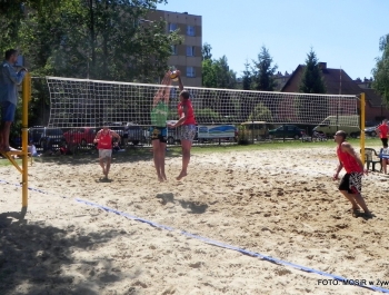 LIPCOWA SOBOTA W ŻYWCU. W ROLI GŁOWNEJ: PIŁKA PLAŻOWA - zdjęcie15