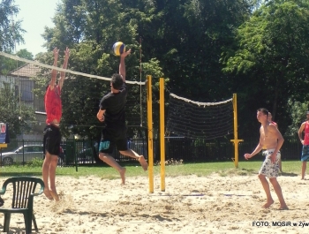 LIPCOWA SOBOTA W ŻYWCU. W ROLI GŁOWNEJ: PIŁKA PLAŻOWA - zdjęcie7