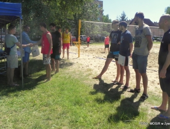 LIPCOWA SOBOTA W ŻYWCU. W ROLI GŁOWNEJ: PIŁKA PLAŻOWA - zdjęcie4