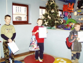 FERIE ZIMOWE 2008 - oficjalne wyniki zawodów pływackich. - zdjęcie12