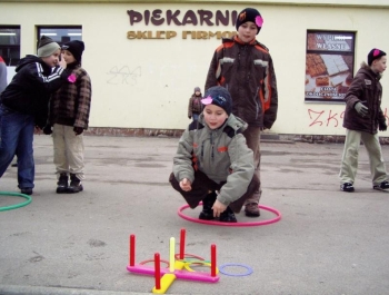 FESTYN SPORTOWO – REKREACYJNY DLA DZIECI „BIAŁE SZALEŃSTWO” - 24.01.2008 r. - zdjęcie12