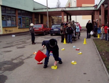 FESTYN SPORTOWO – REKREACYJNY DLA DZIECI „BIAŁE SZALEŃSTWO” - 24.01.2008 r. - zdjęcie4