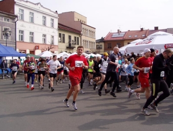 IX półmaraton „O puchar Starosty Żywieckiego” - 6 kwiecień 2008 rok - zdjęcie7
