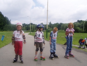 WYŚCIG na ŁYŻWOROLKACH – 16.07.2008 rok - zdjęcie1
